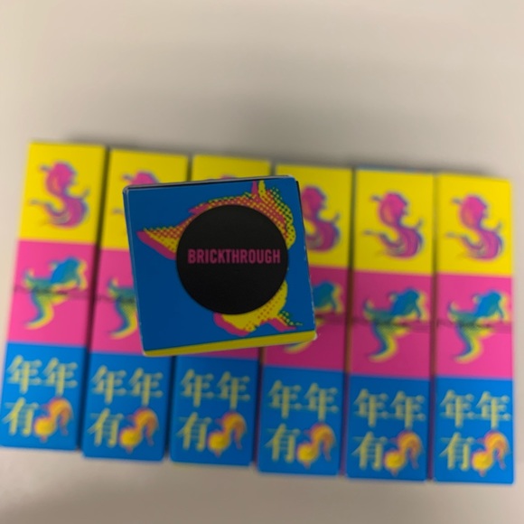 MAC Limited Edition Lipstick - Picture 2 of 2